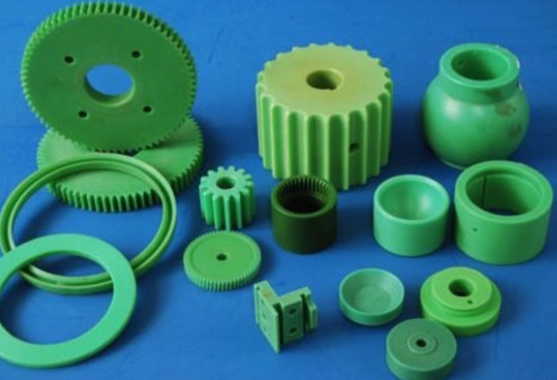 注塑塑料產品出現銀紋(料花、水花)的原因及分析辦法